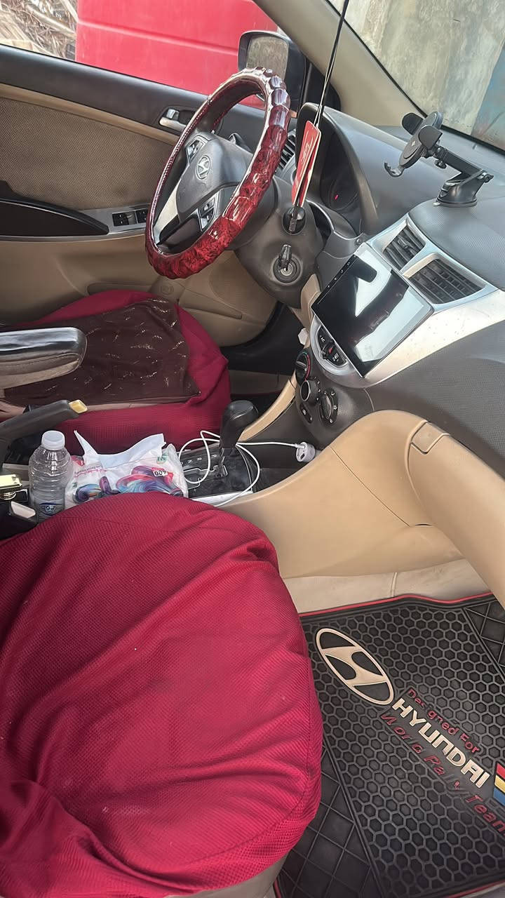 اكسنت خليجي  مديل 12 كفاله من الضربه القويه الصبق

رقم إنكليزي  سنويه 30 تصفط 

بصره ابو الخصيب
رقم ***********

السعر 77
