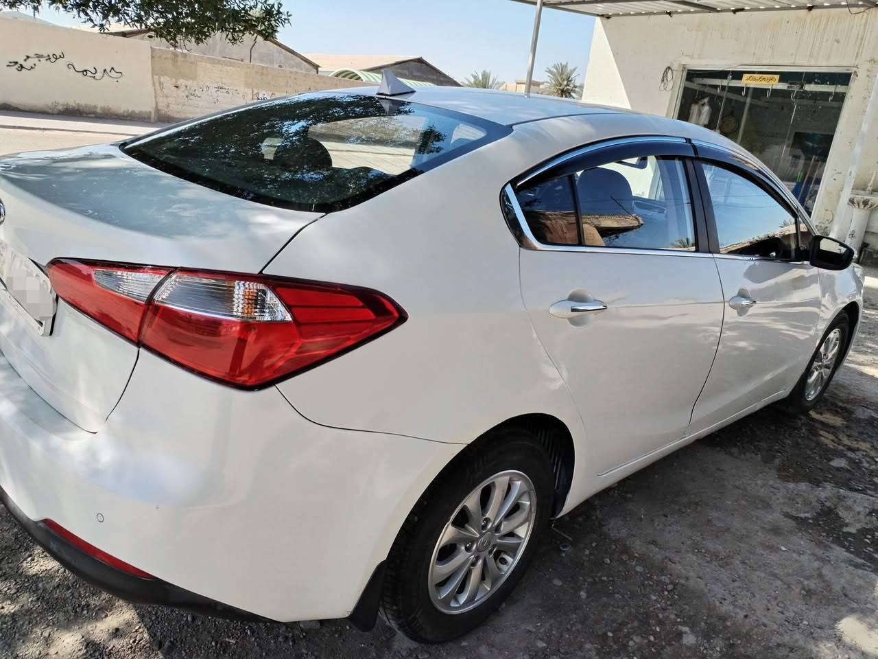 السلام عليكم كيا فورتي ادوات كص جنطة دخول جديد كارتون متومة اربيل دولي طبق الأصل موديل 2015 محرك 1600 فول مواصفات عدة فتحة جاهزة من كولشي شغل جناي  تبريد ثلج بيع مراوس مكاني نجف السعر 55 بيه مجال اتصال واتساب ***********
