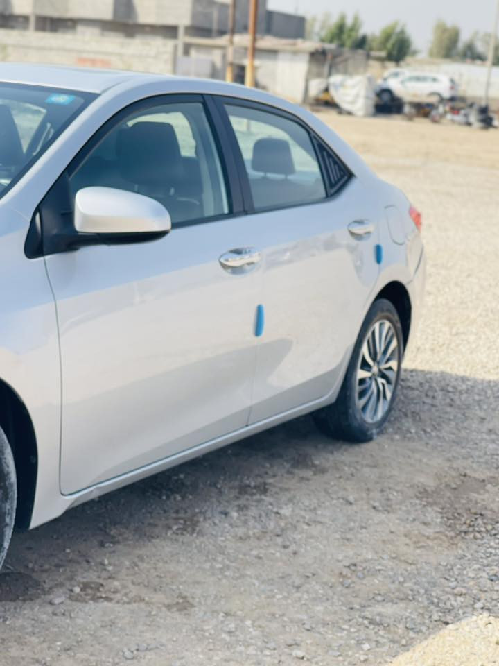 كورلا 2017 وارد امريكي
فئة XLE 
فول مواصفات
اللون رصاصي (سلفر)
رقم ديالى جديد ل2029 
بـ🔊ـصـمة تشغيل
بـ🔊ـصـمة ابواب وجنطة
انارة ترحيب
رادار امامي شغال
تحديد سرعة
تحديد مسار
فتحة سقف
حجر بيئة
كشنات جلد بلادي كهربائي
تدفئة كشنات
لايت زنون بلادي
كير ومحرك بلادي مكفول
نظام ايكو
تبريد بيانو ثلج 
سيارة خير من اللّــهُ مال جناي
ضرر قطعة وحدة بنيد مبدل بلادي بدون دواخل بدون لغد
ايرباكات طاكات وبيها بارد موضح بالسونار
ماشية136 الف
مكان السيارة 
ديـالى/ شـهــربان
السعر 146 بيها مجال بسيط
***********
