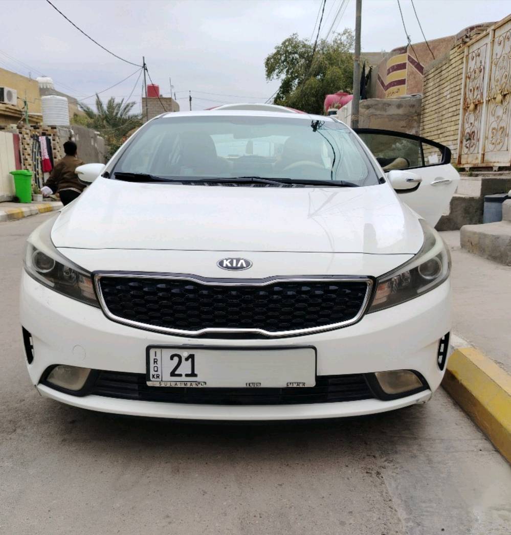 سيراتو خليجي ٢٠١٨
رقم سلمانية، تجديد وهزة قبل ٣ أشهر سنوية لغاية ٢٠٣٠
محرك ١٦٠٠ 
ماشية ١٤٣،٠٠٠ كيلو متر 
كير محرك بصمة 
حدادية جديدة 
تبريد شغال
شاشة
 وكاميرا 
ويل كب
تخم تاير جديد 
دوشمة داخلية كاملة 
حساسات خلفية 
اشاير بالمري
ثلاث وضيعات قيادة 
كار بلي 
وباقي مواصفات الخليجي المعروفة 

السيارة بيها اماكن صبغ بسيطة تنحسب ٣ قطع 
مكان السيارة واسط 
السعر 132 ورقة وبيها مجال 
للأستفسار / ***********