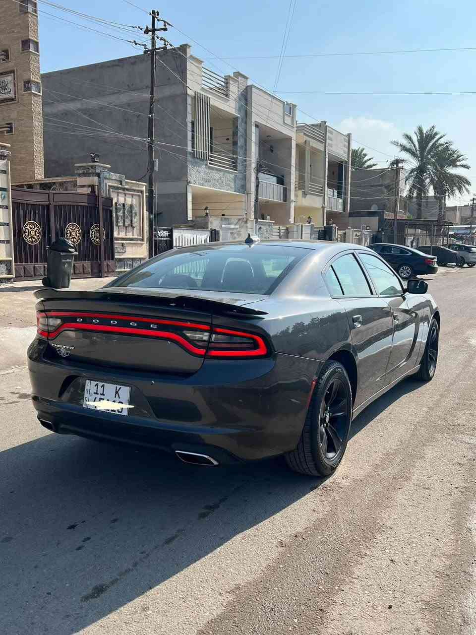 السلام عليكم جارجر للبيع مديل 16 اصل رقم بغداد باسمي حره  سيارة مكفوله من الحادث وضربه وصبغ داخله كلين من امريكا السيارة على وضع شركه بس عندي شخوط صارت باب العبري صدر السعر 189 وبيه مجال قليل 
المكان ذي قار مركز  وهاذ رقمي ***********
