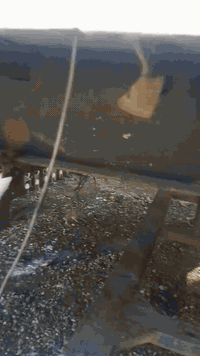 السلام عليكم عربانه للبيع الطول 13,60 دناكير ساف بنز مكاني الفلوجه رقم الهاتف ***********
