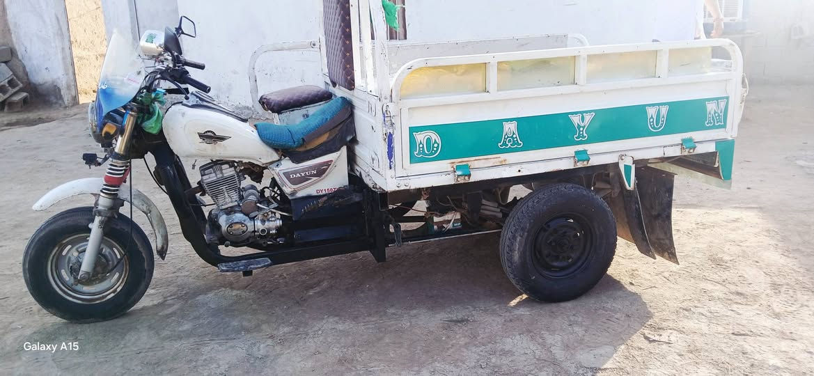 ستوته للبيع موديل 15اوراق اصولي شغاله سلف هندر كهربائيات  السعر مليون و300وبيها مجال مستعجل ع بيعتها مكاني قضاء الفجر منطقه الصينيه ***********
