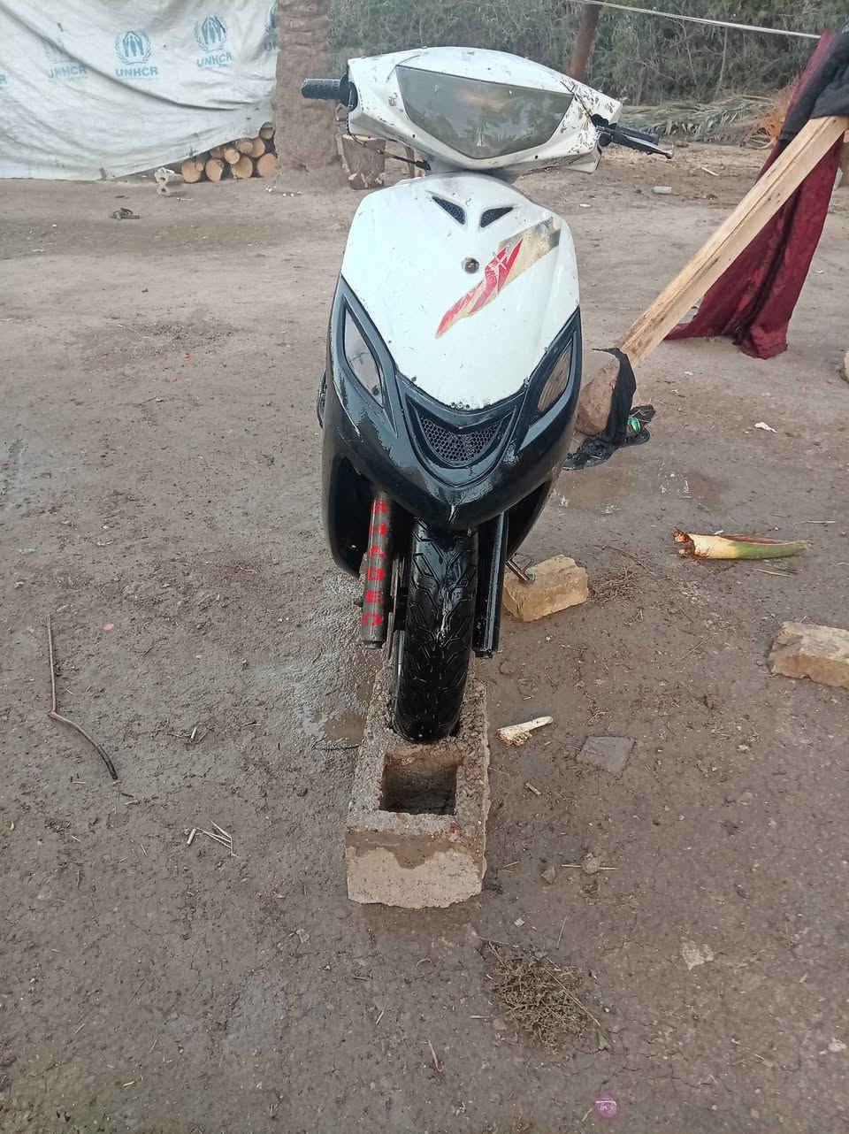 سلام عليكم درجة البيع ماكس 140مثل ماوضحه مثل ماوضحه كدام عينك طفت وماشتغلت بعد سعر 150وبيه مجال اتصل وادلل ***********
