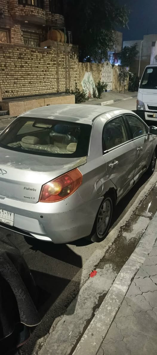 شيري فلاوين 13 كفالة عامة فقط بيها خياسات دواير تخم تاير جديد محرك جديد توني ذبيتة صارلة شهر محرك اخرس حدادة دواخل بلجيس تبريد ثلج تدفئة شغال كلشي بيهة على البلاد  شاشة تاب سيارة ماشية 160 رقم بصرة اليف سنوية نهاية ال27 
السعر 32 بيها مجال 
البصرة الزبير
***********
