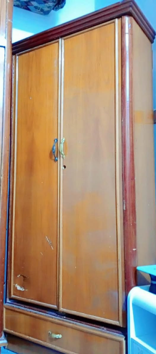 للبيع 
غرفة اخشاب بدون كنتور  المحتويات ميز تواليت + زاويه مال تعليك + جربايه تشبه الميز + ومكتبه 
السعر ٣٠٠ وبيها مجال


**إذا كنت صاحب هذا الإعلان وتريد حذفه لأي سبب، رجاءا أرسل رسالة إلى الدعم الفني**