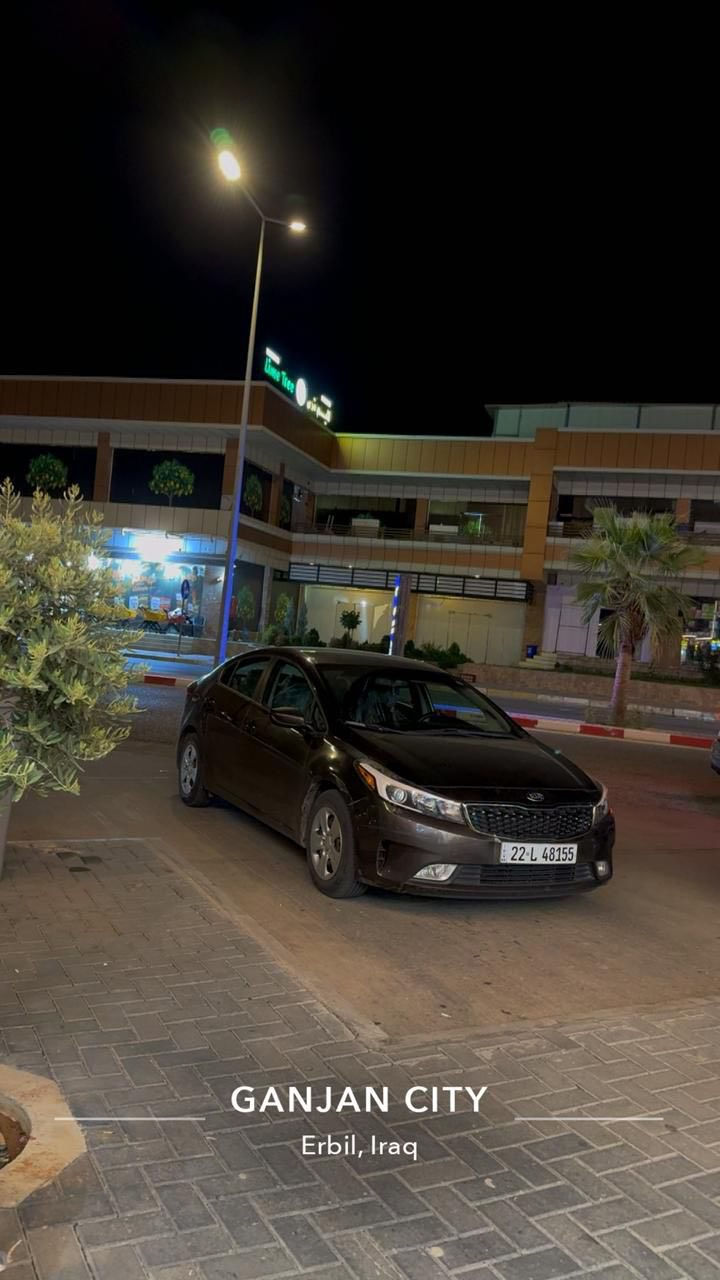 السلام عليكم
فورتي ٢٠١٧ امريكية حادثها موجود بالمنشور السيارة بجم بلادي كبس المراصفات العادية تحكم ستيرن وشادلها كامره وحساسات السيارة مابيها نقص برغي جديدة وعلى ايدنة ومال بيت  متحتاج اي شي مصرف وماشية ٧٠ 
السعر ١٢٣  بيها مجال بسيط 
مكاني بغداد العامرية

***********
