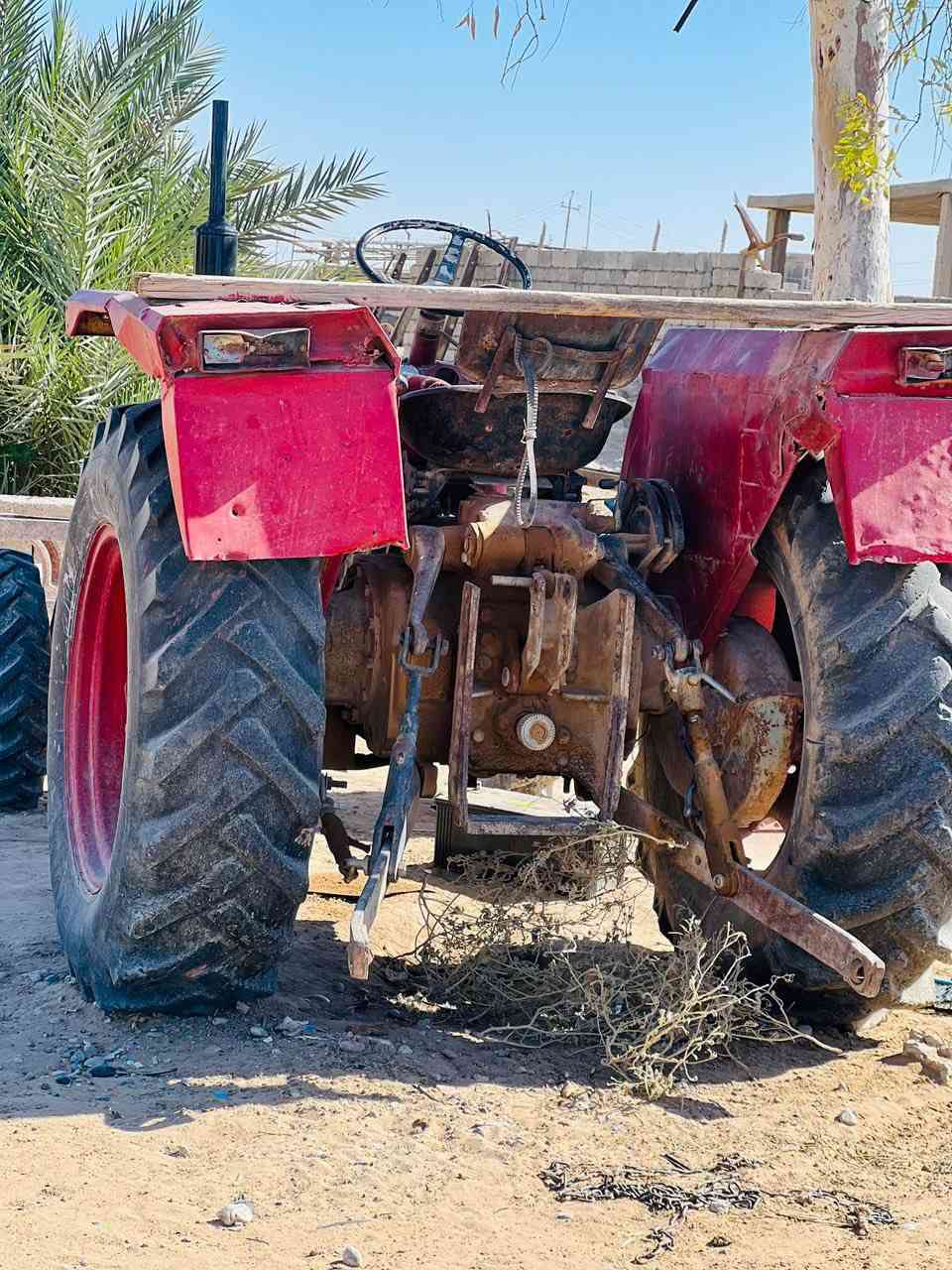 عنتر 71  هودرليك رفع تنزيل جيد 
تايرات الامامي جدد
 باتري جديد 
شغال سلف
 باور ستيرن
   بي خربطه بالبنب 
داينمو جديد
گزوز جديد
 الكشر شوف العين
  جاملقات زينات 
السعر ثنين ونص وبي مجال بسيط

هـ ***********
