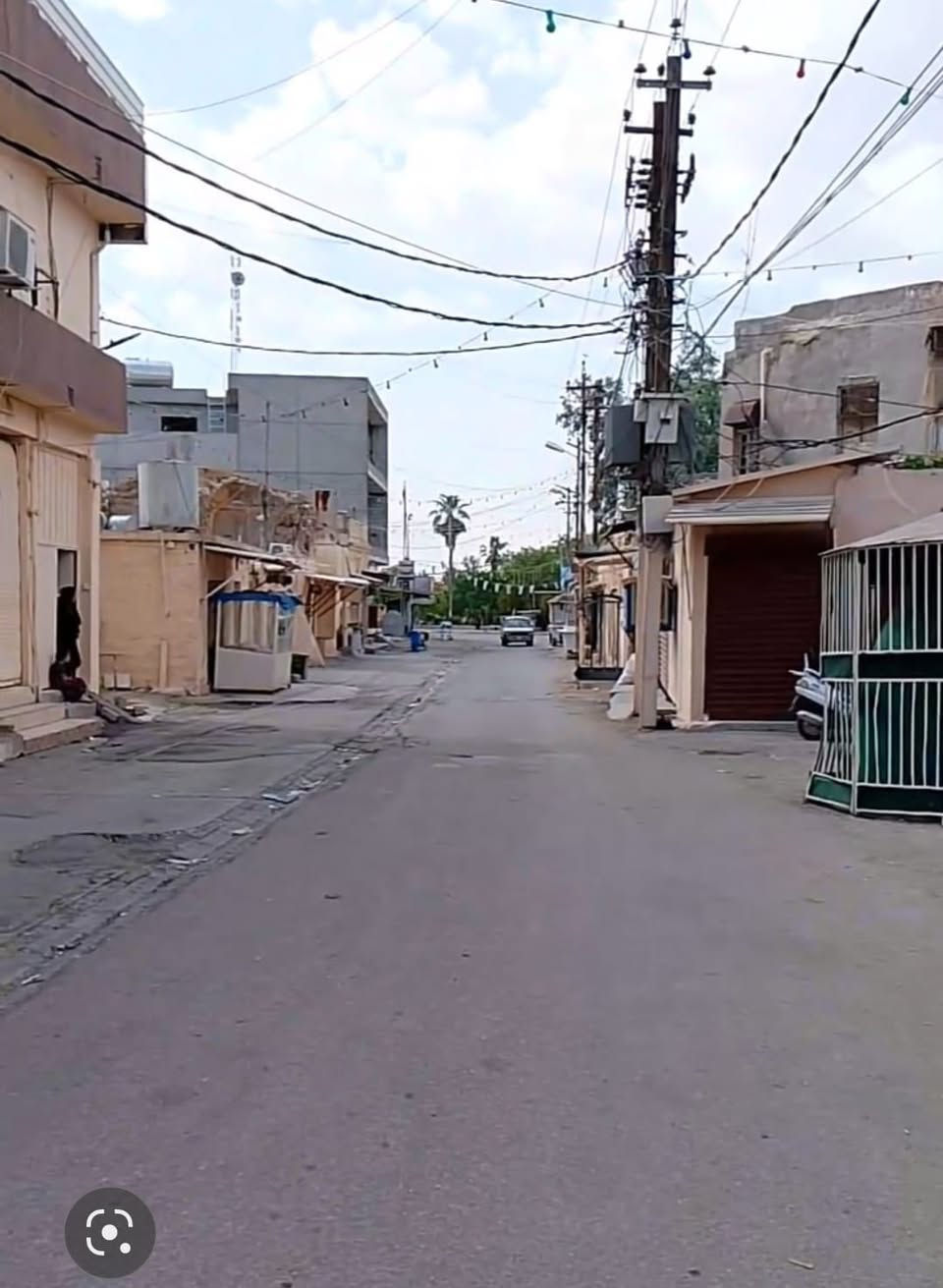 بناية للبيع في منطقة مصلى قرب فلكة مصلى 
مساحة 132 متر واجهة 18
طابو ملك صرف 
يتكون 4 محلات و شقة مع برج اساسيل عقد 7 سنوات 

للاتصال والاستفسار مراجعة عقارات ستار اكرم بازرگان 
عنوان :- كركوك سوق ازادي عمارة اسو

 ***********
***********
