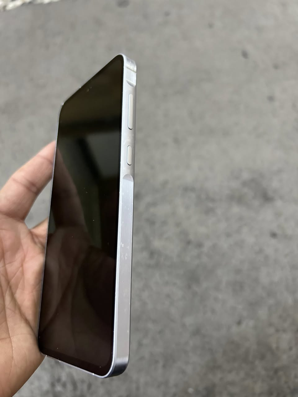 السلام عليكم
 للبيع سامسونج A55 ذاكره 128 بدون ملحقات
نظافته 80% السعر 225 نهايته سعر ثابت
مكاني شارع فلسطين


**إذا كنت صاحب هذا الإعلان وتريد حذفه لأي سبب، رجاءا أرسل رسالة إلى الدعم الفني**