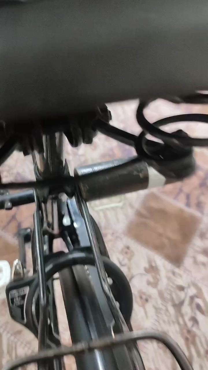 السلام عليكم بايسكل البيع نضافه فول الشراي يراسلني على الواتساب السعر 160وبي مجال ***********
