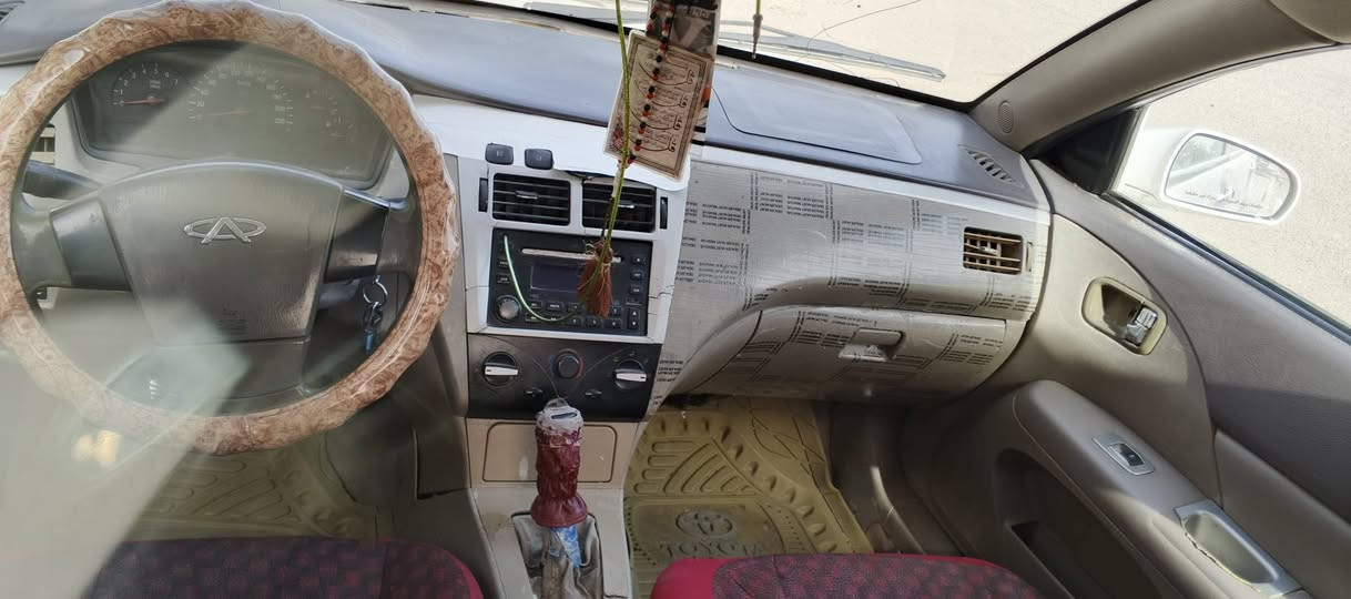 ياالله سلام عليكم شيري اي فايف موديل 2008 كير عادي سياره جاهزه من كير ومكينه وحداديه  وتخم تاير وتبريد خير من الله اترايك وين ميعجبك رقم بغداد نكليزي بسمي مصفره غرامات سنويه ماصاقطه مكفوله من ضربه القويه كشرها شوف عينك حلوه ومرتبه سياره جاهزه مال جناي مكاني نجف سعر 33 بيها مجال أو مراوس بسمند ***********
