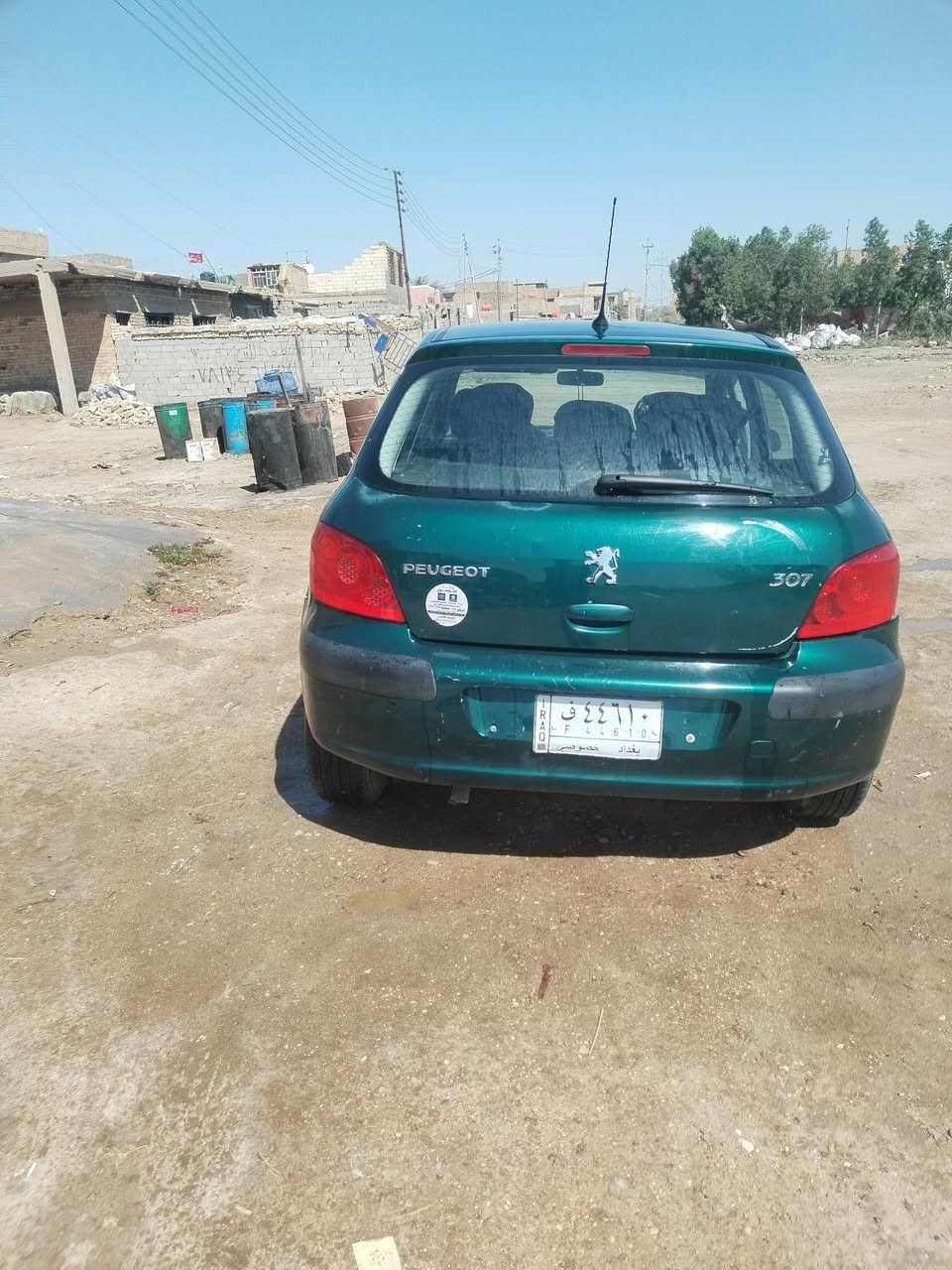 بيجو 307سياره نضيفه تره للشمال مشروع وطني السعر ٣٩ وبيه مجال  غير متواجد بالفيس ***********
