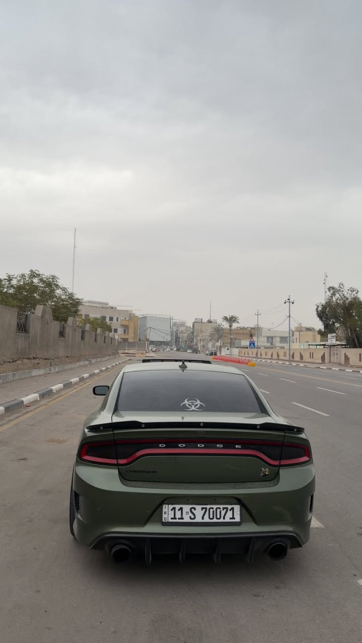 السلام عليكم
اللهم صلي ع محمد وال محمد 

دوج جارجر سكات باك  2021 زيتوني 

فول مواصفات عدا الرادار الامامي 

ماشية 55 الف السياره جديده بمعنى الكلمه 

ادامة جديده گير مكينة زيرو شرط 

عليها جكات s2 - برمجة الضرغام - اويل كاج گان

حدادية وتراي بلباكيت 

حادثها ربع جاملغ وربع البنيد مصبوغات كلهن 

ترهم بيع او مراوس سعر 255 وبيها مجال بسيط للشراي 

مكاني كربلاء ***********
