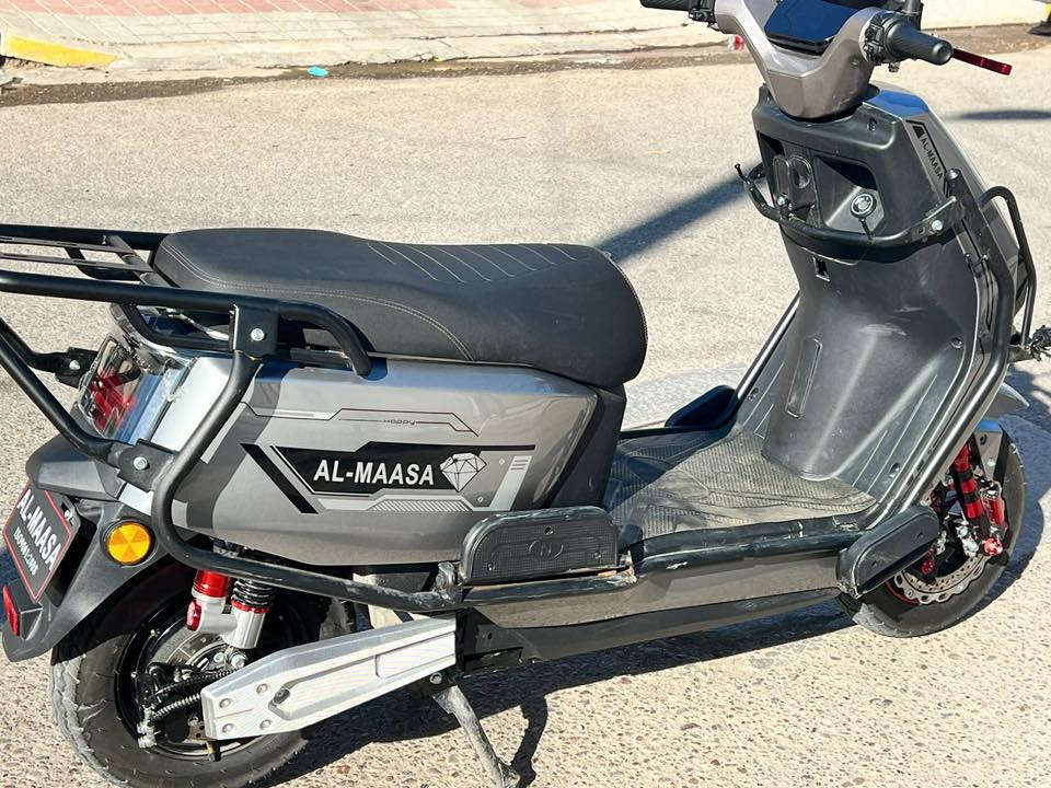 سلام عليكم شحن الماسه بعد آخر جديد نضافه 95/100بطاريات جددد سعر 700         ***********
