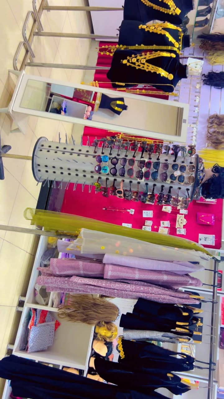 كوزمتك دهوك بروشكى بو فروتنى كامل تشتى ژنان بخو دگريت جهى وى تيجاري فول خه بصه دكان كامله بس دى بخو شول كه ي دكان هه مي تشت تيفه نه بكره ز كاميره تليفزون مبريده سوبه عام تشت تيفه نه دكان مازنه
دهوك بروشكى 
تيل : *********** وتس اب دهوك, العراق
