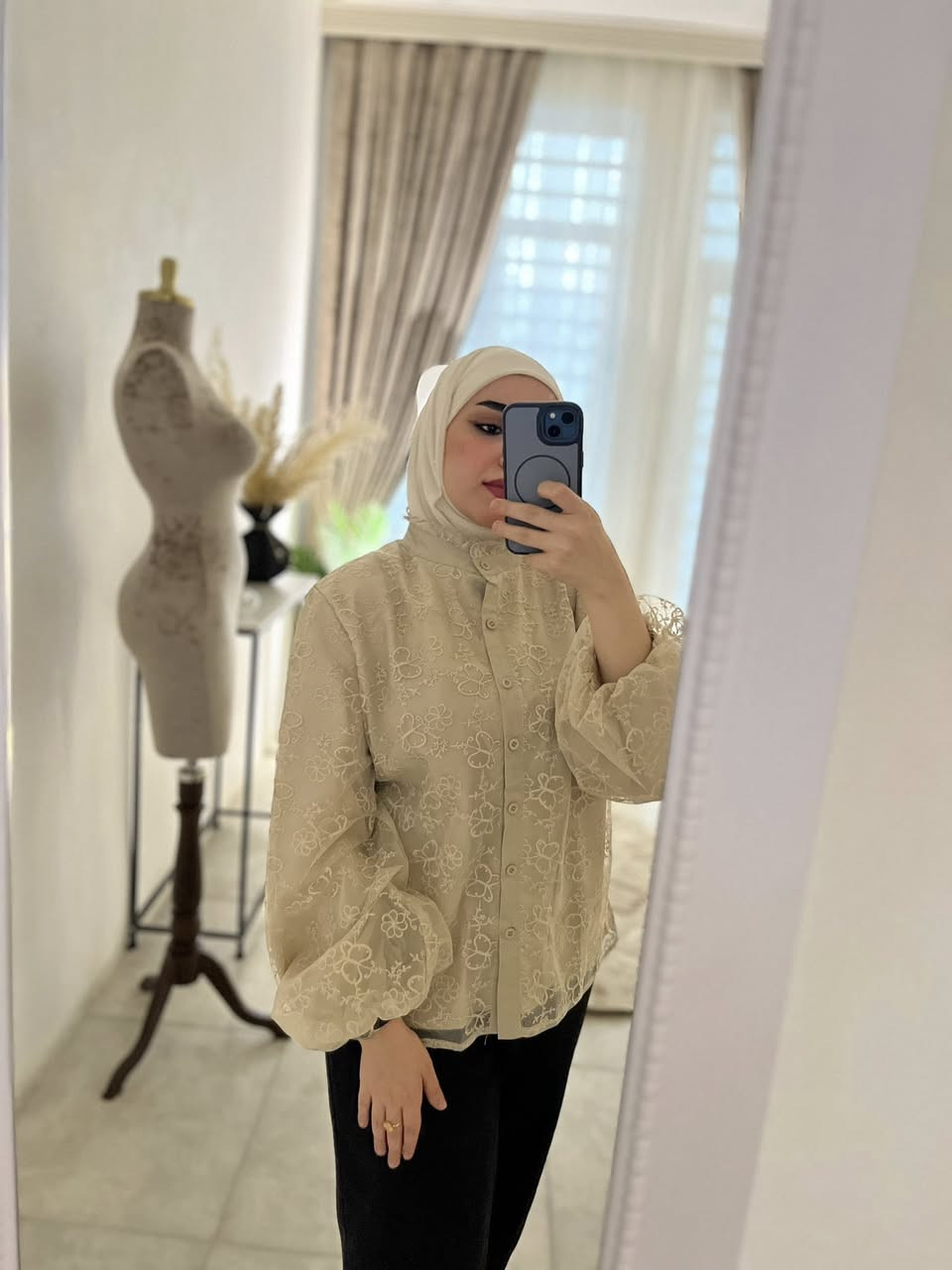 مرحبا حبايب هذا حسابي لمشروعي الجديد اتمنى تدعموني اوفرلكم ملابس بخامات لطيفة وبارده وهذا حسابي على الانستا Oshy_fashion❤️‍🔥❤️‍🔥


**إذا كنت صاحب هذا الإعلان وتريد حذفه لأي سبب، رجاءا أرسل رسالة إلى الدعم الفني**