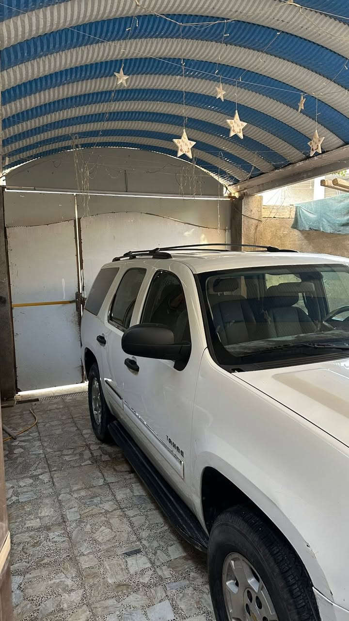 السلام عليكم تاهو LTموديل 2010 للبيع 
رقم بغداد صدامي 
وارد امريكي بدون حادث 
جاهزة السيارة وتجي تفحص وسونار يلا تاخذها 
سعرها 190 وبيها مجال ان شاء الله 
***********
