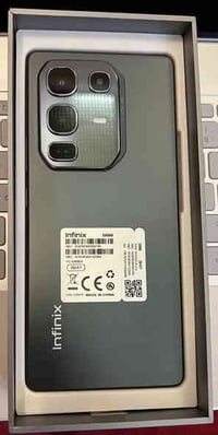 جهاز انفنكس هوت 50 برو نظافة الجهاز 100‎%‎100 الذاكرة 256 الكارتون وكا...