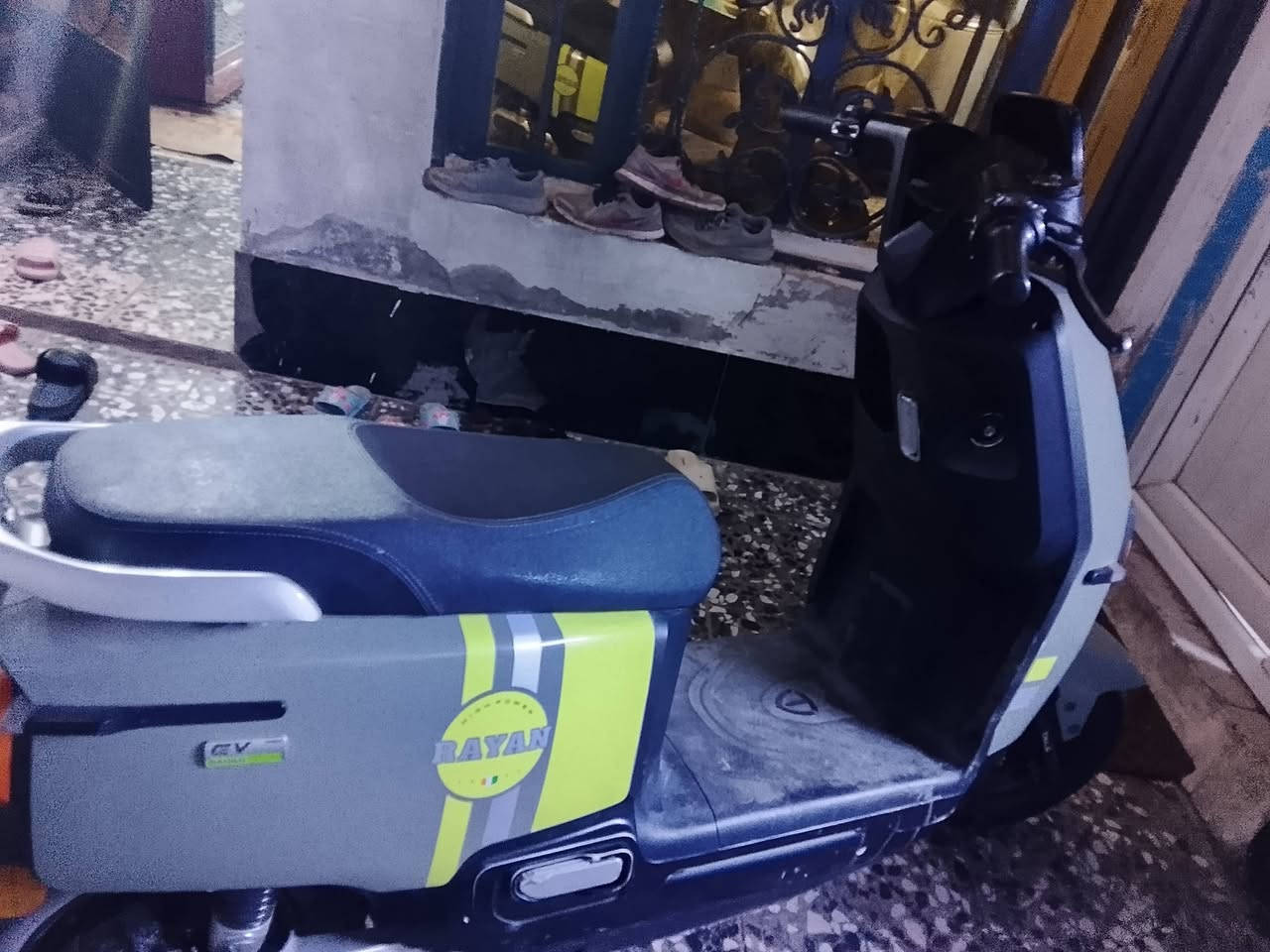 دراجه للبيع السعر 400
سرعه 60 مكان شارع فلسطين 
الرقم ***********
