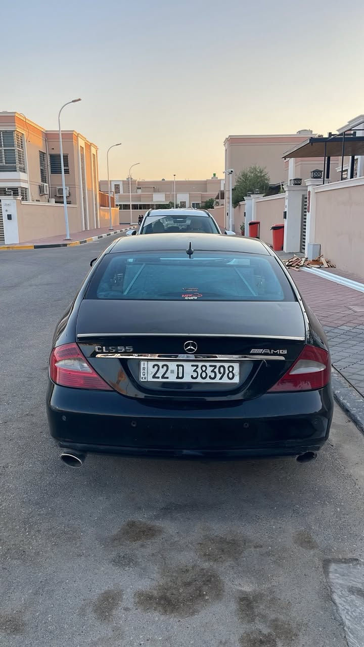 مارسيدس cls 550 V8
رقم اربيل الانكليزي شرط التحويل
مستعجل ع البيع كلشش سعر بلاش
طخم تاير جديد
تبريد ثلج 
حدادية جديده ١٠٠٪؜
فتحت سقف
كشنات كهرباء 
كشنات خلفيه منفصلات
بردة كهرباء 
لايتات زينون اصلي
قاصة خزن
السيارة بدون نقص
فول مواصفات ١/١ 
مكان السيارة بصره مدينة النرجس السكنية 
السعر ( 118 )
 وماكو هجي سعر بس مستعجل ع البيع كلش
للتواصل *********** اتصال او واتساب فقط
