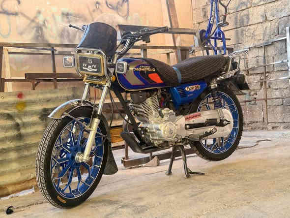 دراجه للبيع 
موديل 2024 ورقه وحده بي 
محرك حجم 200 خمسه كير سلف 
محرك مبدل بي ولفات فقط للسرعه ما كايمه سابقا 
سعر 750 بي مجال مكانه جلولاء 
ماشي 5الف متر  للستفسار خاص او رقم وتساب تصال ***********
