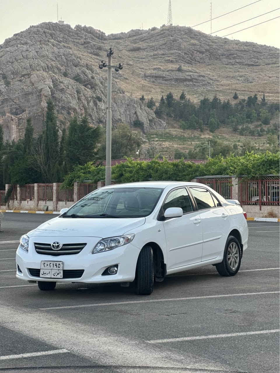 Toyota corolla 2009 
بسم اللە الرحمن الرحیم
تۆیۆتا کرۆلا ٢٠٠٩ خلیجی 
سفری شەریکەی سەید نەهرۆ 
مەکینە بچوک بەنزین زۆر کەم دەخوات
دوو دەرگای سەیاق پەمپی خلیجیە بێدەعم و لێدراو
دوو بست ساردی هەیە 
دوو بۆ سێ پەڵە کارتی هەیە
ئێرباگەکانی هیچی نەتەقیوە هەمووی بەشەرت
گێڕ و مەکینەش بەشەرتە 
تا ئێستا دوو دەستی کردووە 
زۆر خاوێن و بێ مەسرەفە
٢٢٠ هەزار کیلۆمەتر ڕۆیشتووە 
لە چاو مۆدێلەکەی هیچی وا نەڕۆیشتووە
سعری ١١٥ گەڵا و مەجال رانية, السليمانية


**إذا كنت صاحب هذا الإعلان وتريد حذفه لأي سبب، رجاءا أرسل رسالة إلى الدعم الفني**