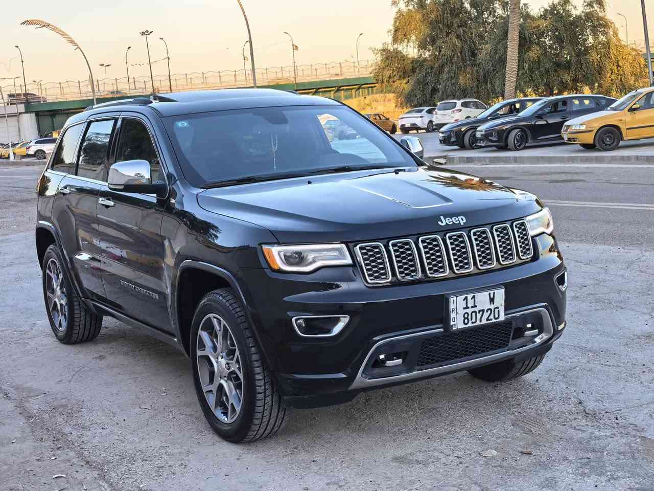 سلام عليكم
عيدكم مبارك وكل عام وانتم بخير
للبيع جيب 2020 اوفرلاند وارد امريكي
محرك 3600 سته سلندر كير 8 نمر 
ماشيه توهه 35000 الف قابل للزياده 
فول للاخير بصمه تشغيل دشبول جلد وخياط 
جلد كراسي كهرباء تدفئة وتبريد وكراسي خلفيه تدفئة
بانوراما جنطه كهرباء شاشه جبيره كار بلي
سستم صوت الباين 12 سماعه دمام خلفي 
فورويل جكات 3 طكات تصعد وتنزل ماوس تحكم   كامره حساس خلفي اوتو بريك خلفي رادار بالمري مري شفط 3 مرايات تعتيم تلقائي وهيتر  لايتات زنون هوكات نيكل
هوك خلفي  امامي سياره مابيه اي نقص حادث قبق جنطه مبدل بلادي نفس اللون وبيه بارد بالجاملغ الخلفي بدون صبغ بدون ايرباك بيه تعديل بالحوض مكان الحادث  تخم تاير جديد رقم وهزه جديد مكاني بغداد للاتصال *********** اخوان سعر خاص او تفضل واتس اب
اذا تعجبك اترك كلمة طيبه سياره حلوة وجاهزه ومابيه نقص معروفه خواته بيش ومعروف الخليجي بيش
