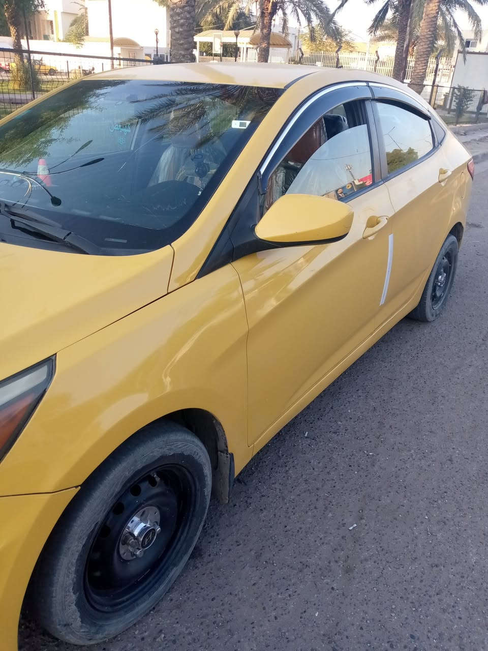 السلام عليكم اكسنت موديل 16امريكي محرك جدي اي سياره نظيفه وحلوه وكبل لشارع محرك كير  ضربته جامرلق خلفي فقط والباقي كفاله سعر 90وبيهه مجال قليل سكني اعلام شارع اميمه ***********اتصال واتساب فقط
