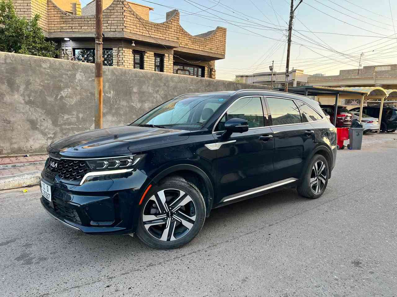 السلام عليكم ورحمة الله
اخواني الاعزاء 
سورنتو 2023 sx prestige  هايبرد 
السعر 24000$ (240) ورقة وبيها مجال للطيبين 
محرك 1600 تيربو 258 حصان
لون نيلي 
الداخل اوف وايت
ماشية 58000 الف كيلو قابل للزيادة 
المواصفات 
اربع كامرات محيطية 
تدفئة تبريد المقاعد الامامية 
وتدفئة المقاعد الخلفية 
كشنات vip منفصل 
كير ماوس
شفتات استيرن 
هاند بريك بصمة
رادار قراءة خطوط الطريق
رادارات امامي وخلفي وجانبي 
مانع تصادم امامي 
مانع تصادم خلفي 
قيادة ذاتية 
التدخل في حال انحراف السيارة عن المسار 
حساس تحذير في حال فتح اي باب للسيارة وهناك سيارة قريبة 
عدادات دجتل وتفتح كامرة بالعدادات عند الاشارة 
تبريدها خير من الله ثلج 
مستوردها على ايدي دخول شهر السابع 2024 
كصيتها ماشية 5000 كيلو متر 
وبيها هواي مواصفات 
صور الحادث مرفقة بالمنشور 
تبديل جاملغ وصبغ بالباب وشوي التكمة فوك الجاملغ بدون ايرباكات وبدون دواخل مكفولة 
مصلحة تصليح درجة اولى يم سمكرة الحاج محمد المندلاوي 
مكان السيارة الانبار - الحبانية 
*********** 
متواجد  واتساب واتصال بالخدمة
واعتذر عن الاطالة 
تحياتي لجنابكم

