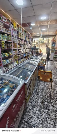 اسواق للبيع شغاله خير من الله حي الغدير قرب السوق 07858212858