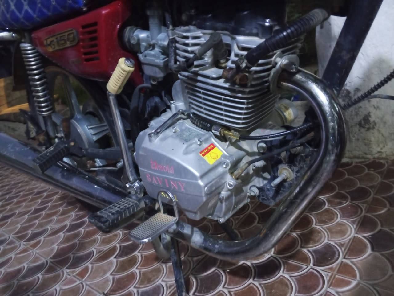 السلام عليكم درجة سيفان موديل2020 نضيفة نقصهه باتري للمكان جسر خرنابات السعر 500 وبيه مجال ***********
