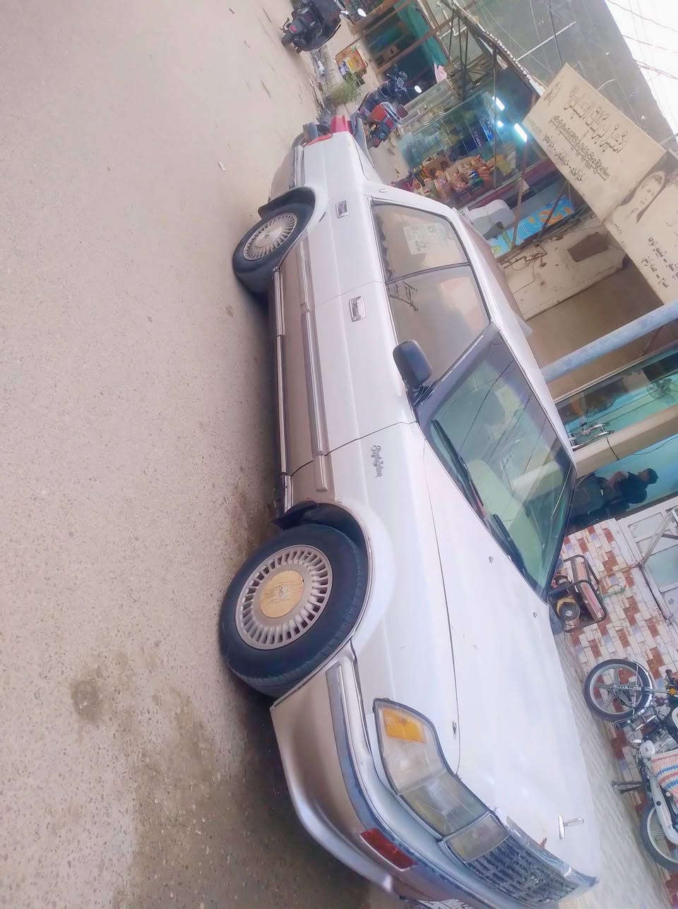 سلام عليكم سياره البيع مكينه و كير شرط مكفوله كفاله عامه السعر ٣٢ بيهه مجال ***********
