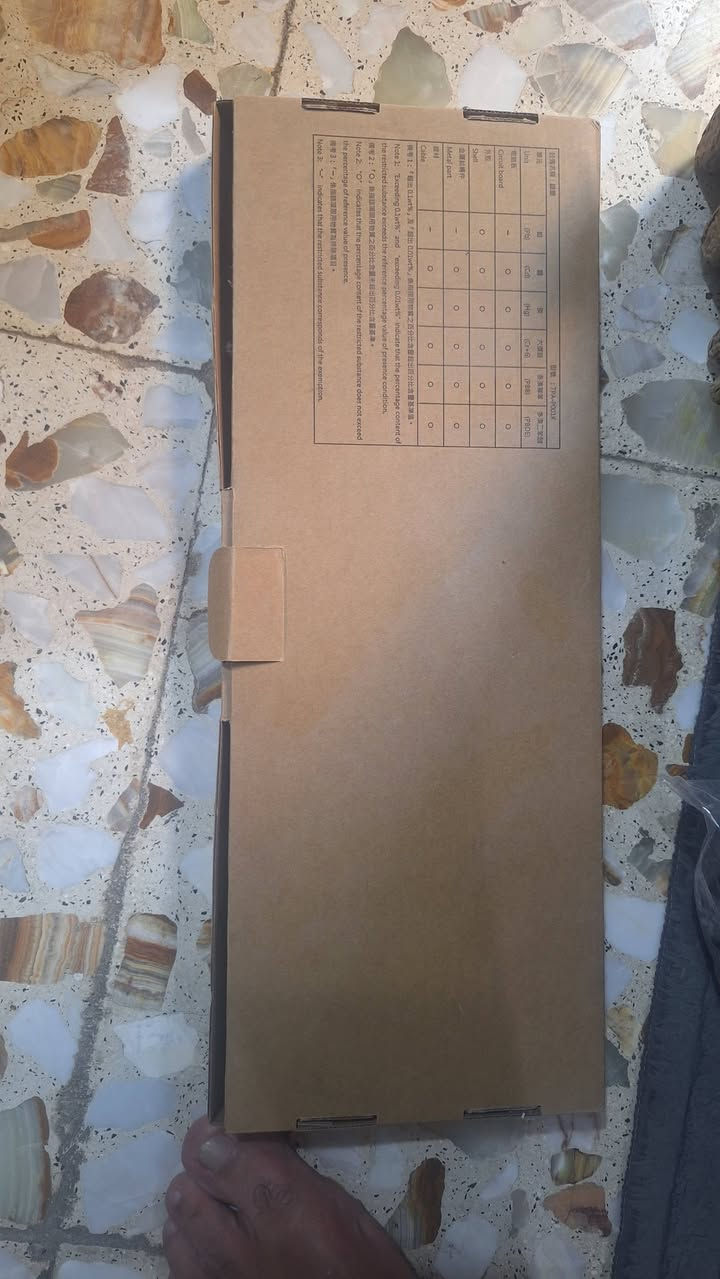 السلام عليكم حاسبه  core7i Desktop  hp وشاشه للبيع. جدد ممشتغلات ابد السعر مليون مكاني بغداد ***********
