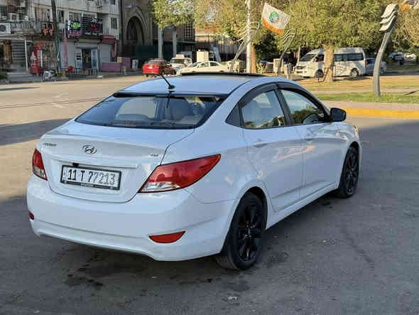 سلام عليكم للبيع عندي اكسنت 2018 خليجيه مكينه 1600 فول موصفات مكفوله ماشيه 68 سياره جديده كلش  رقم بغداد هزه وسنويه بسمي السعر 128 وبيها مجال مكاني بغداد الاعظميه  رقمي ***********
