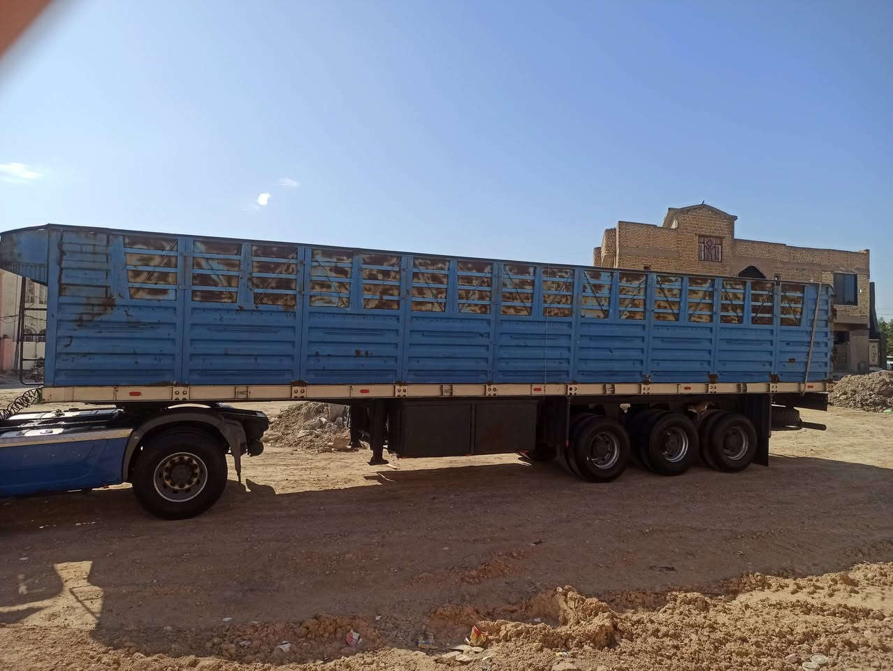 سلام عليكم عربانه للبيع حداديه
الرقم الهاتف ***********
