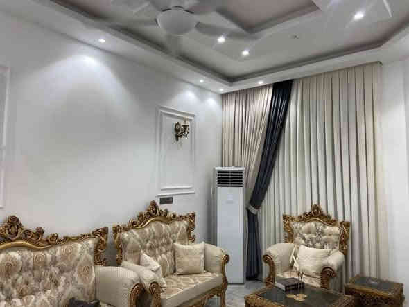 ⭕️دار للبيع في حي الصحة خامس دار عن جسر بتة (موقع مميز)

⭕️المساحة ١٠٠م زراعي واقع حال ١٢٠م

⭕️بناء حديث طابقين 

⭕️الطابق الارضي يحتوي على صالة وهول ومطبخ ومجمع صحيات وكراج سيارة 

⭕️الطابق الثاني يحتوي على غرفتين نوم ومجمع صحيات

⭕️السعر (٢٢٠) مليون قابل للتفاوض 

 

*نستقبل جميع عروضكم السكنية 🏠 والتجارية 🏡 بكافة مناطق الحلة 
……………………………..
للمزيد من المعلومات

مراجعة مكتب بابل الكائن في شارع ٦٠ مقابيل حلويات ريف دمشق او سفينه النجاة سابقاً او الاتصال ☎️ 

***********ابو احمدالاسدي  
***********احمد الاسدي
***********امير الاسدي
