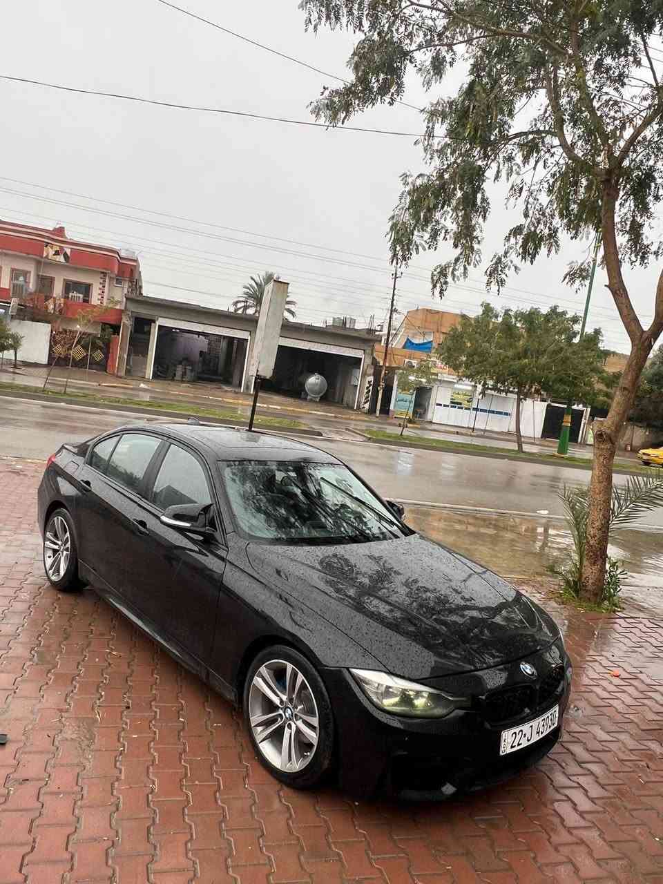 بي ام 2016 اربيل باسمي هزه وفحص جديد. السعر 145 وبيها شوي مجال  مكان السياره كركوك ‏ مكلف بالنشر تواصل فقط مع الرقم ***********
