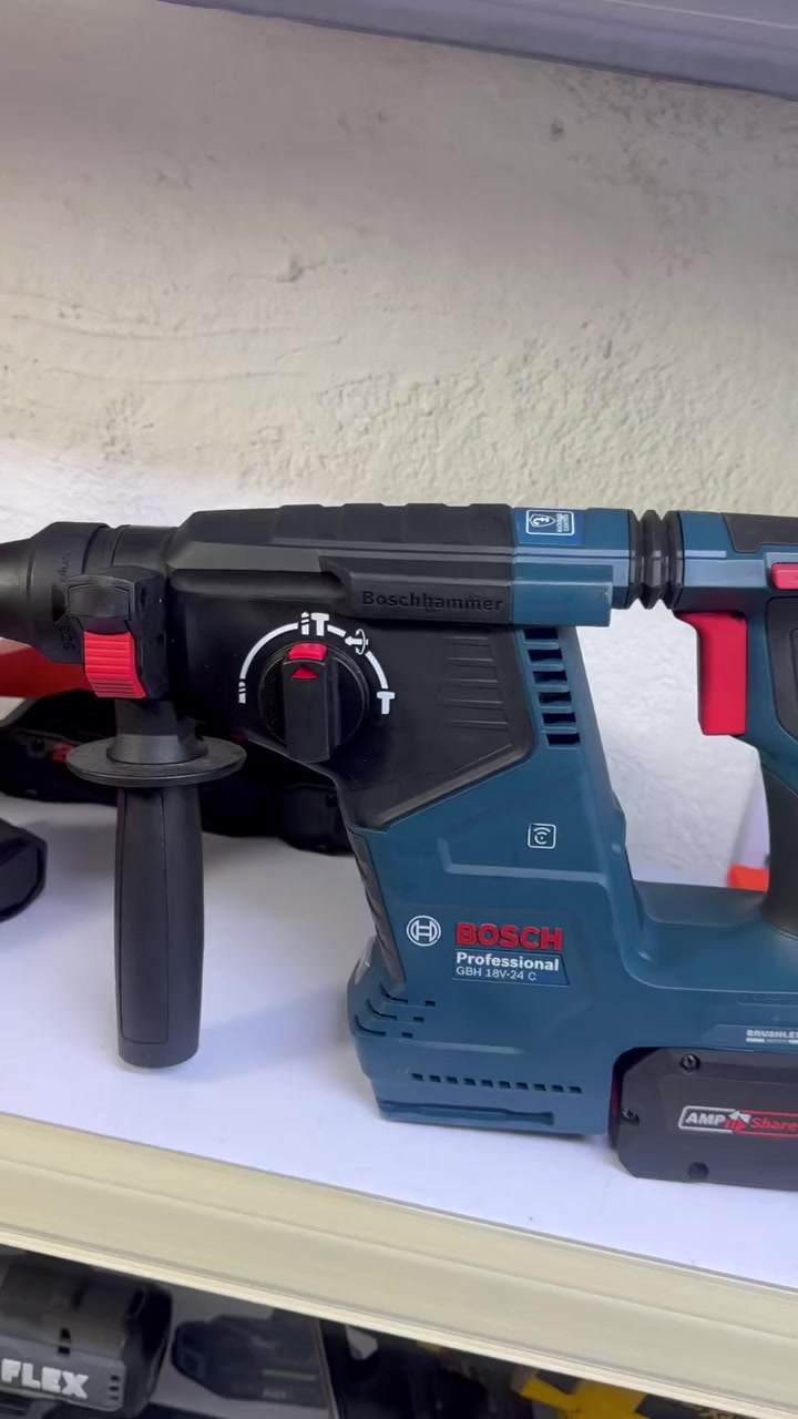 سلام عليكم اخوان
همر بوش 24 ملم برشلز جديد 
واي فاي 
اوتو ستوب 
مانع اهتزاز 
شاشه 
توصيل متوفر 
*********** واتساب
