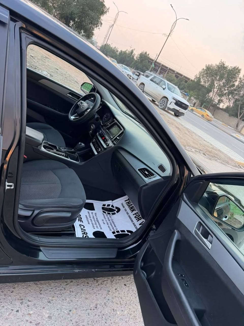 سوناتا للبيع موديل 2019 سيارة جديدة ماشية 67 الف وارد امريكي حادثة جاملغ وبنيد بدون دواخل صور حادثة مرفقه بل منشور محرك 2400 محرك كير مكفولات تخم تاير صدر كله جديد رقم بغداد مشروع وطني 

سعر 80ورقه مستعجل عليه سعره قفل 

 سيارة بغداد الرصافة رقمي 

‭***********
