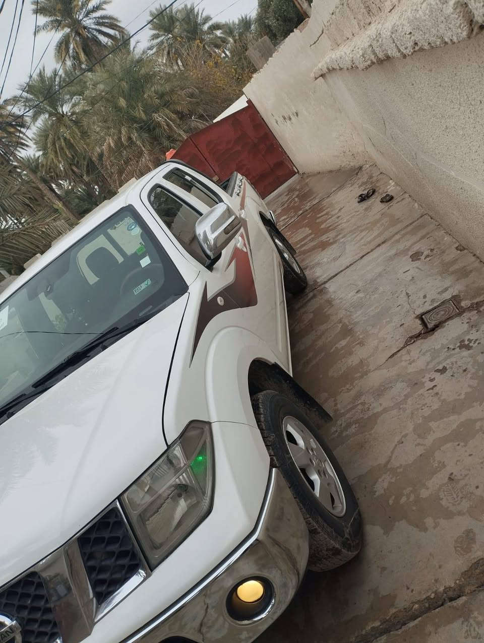 سيارة نيڤاره موديل 2013 واحد على واحد كامله من كل شيء(فول) بدون أي أضرار مكفوله كفاله عامه ، گير ومكينه بلاد 
 السعر : 120 وبيها مجال 
الاتصال على الرقم : ***********
