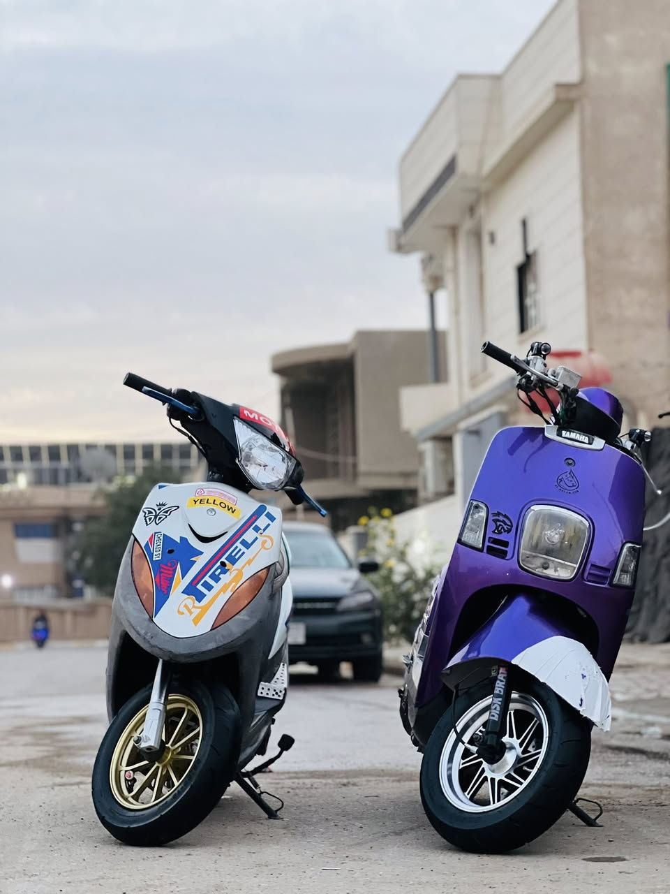 ماكس بوليس موديل 2009  نوزل دراجة خير من الله كلشي ماناقصهة غير بس گفر الصالنصة انكسر تايرات جدد ويالة جدد كلچات جدد مكان الدراجة صويرة موجود خاص ***********
