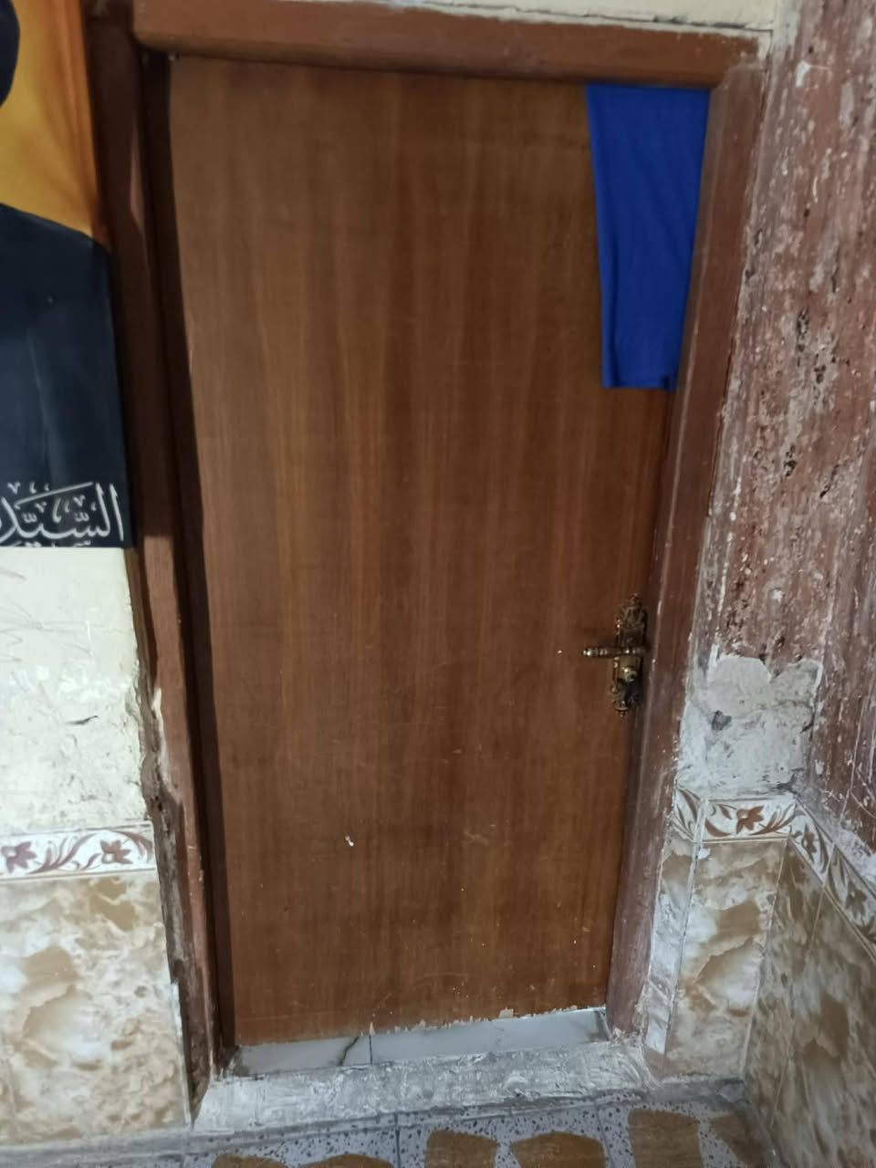 بيبان خشب للبيع. نضاف فقط يحتاجلهن صبغ   شراي يتفضل خاص او يتصل 0780626523


**إذا كنت صاحب هذا الإعلان وتريد حذفه لأي سبب، رجاءا أرسل رسالة إلى الدعم الفني**