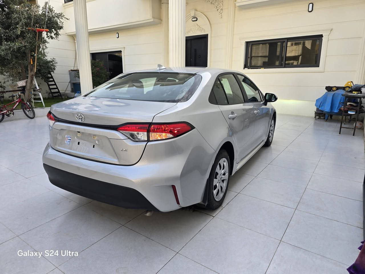 كورلا موديل 2024 LE 
ماشي ٢٧ الف 
البونيد نفسها مصبوغ 
بدون ارباك بدون دواخل بدون تبديل 
يترقم اربيل او سليمانية 
مكانها كركوك  /موجودة في معرض ديار بكر 
سعر ١٥٥ 
***********
