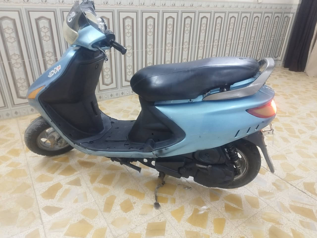 سلام عليكم دراجه فراشه للبيع محرك ماكس دراجه حلوه وخير من الله نكره سلف دراجه سعره 350 بيه مجال بصيط مكاني كوفه متواجد خاص


**إذا كنت صاحب هذا الإعلان وتريد حذفه لأي سبب، رجاءا أرسل رسالة إلى الدعم الفني**