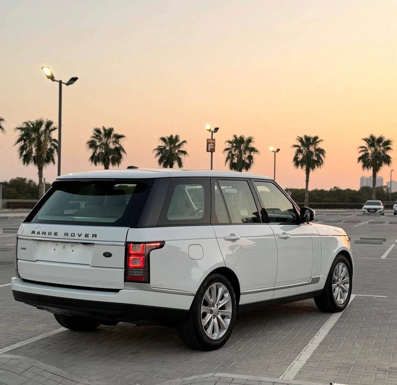 2016 Range Rover Vogue HSE – GCC Specs | Full Option | Panoramic Roof

A genuine GCC-spec vehicle in excellent condition with a full luxury package and premium factory options.

Vehicle Details:

* Model: 2016 Range Rover Vogue HSE
* GCC Specification
* 3.0L Supercharged V6 Engine (380 HP)
* 8-Speed Automatic Transmission
* Intelligent 4WD
* Full Option
* Panoramic Sliding Roof
* Premium Leather Interior
* Heated & Ventilated Memory Seats
* Meridian Premium Sound System
* Soft Close Doors
* Keyless Entry & Push Button Start
* Navigation System
* 360° Surround View Camera
* Front & Rear Parking Sensors
* Adaptive Air Suspension
* Terrain Response 2
* Adaptive Cruise Control
* Blind Spot Monitoring
* Power Tailgate
* LED Signature Headlights
* Factory Alloy Wheels

Inspection available in Sadat City or Sheikh Zayed.

📲01120870709 مركز السادات, المنوفية


**إذا كنت صاحب هذا الإعلان وتريد حذفه لأي سبب، رجاءا أرسل رسالة إلى الدعم الفني**