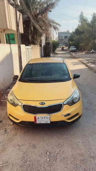 سلام عليكم فورتي موديل 16 حادث كما هو موضح في الصور ماشيه 150 مكينه 1800دوش سنويه ل27 مكان سياره بغداد  الامين ثانيه
سعر 115وبيه مجال بسيط
***********
