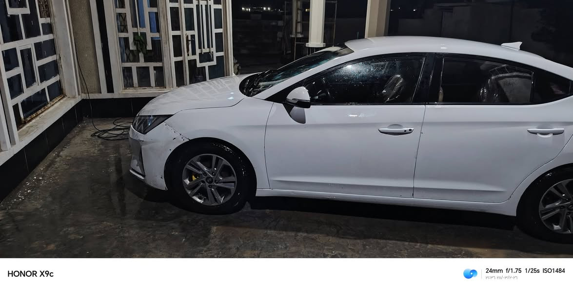 سلام عليكم النترا موديل 2020للبيع خليجي بيهة بكانات صبق بس ابيع صبغ عام محرك 8نوزلات محرك 1600 سعر 125ورقه وذا اكو مراوس اراوس رقم الهاتف ***********العنوان تقاطع النهروان
