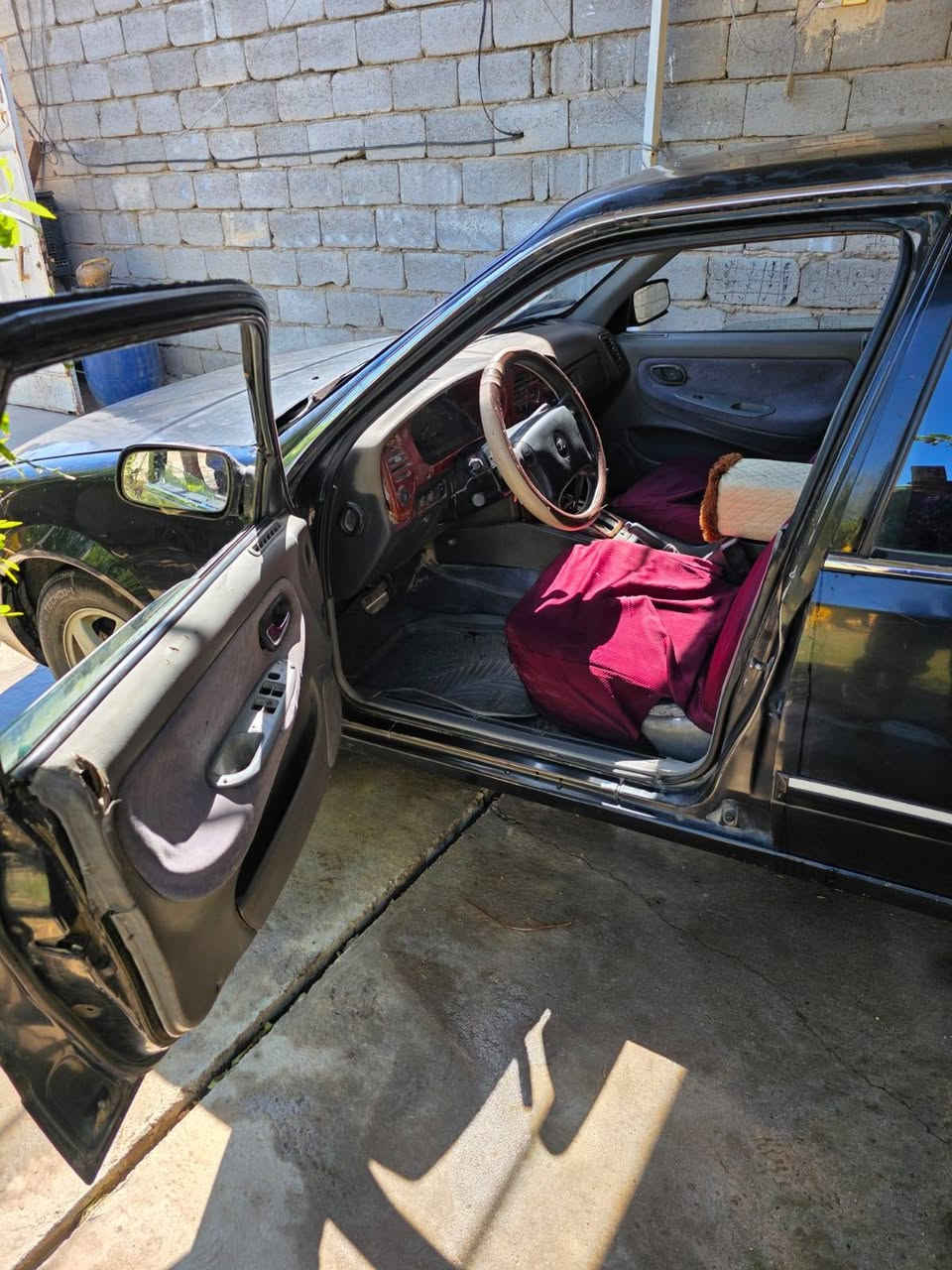 السلام عليكم اخوان مكلف بنشر برنس فراشه موديل 96السياره نضيفه وبحاله جيده من مكينه وكير وحداديه كفاله عامه سعر 35وبيه مجال مكانه كربلاء الحسينيه وهذه رقمي اليريده يراسلني خاص او يتصل ***********
