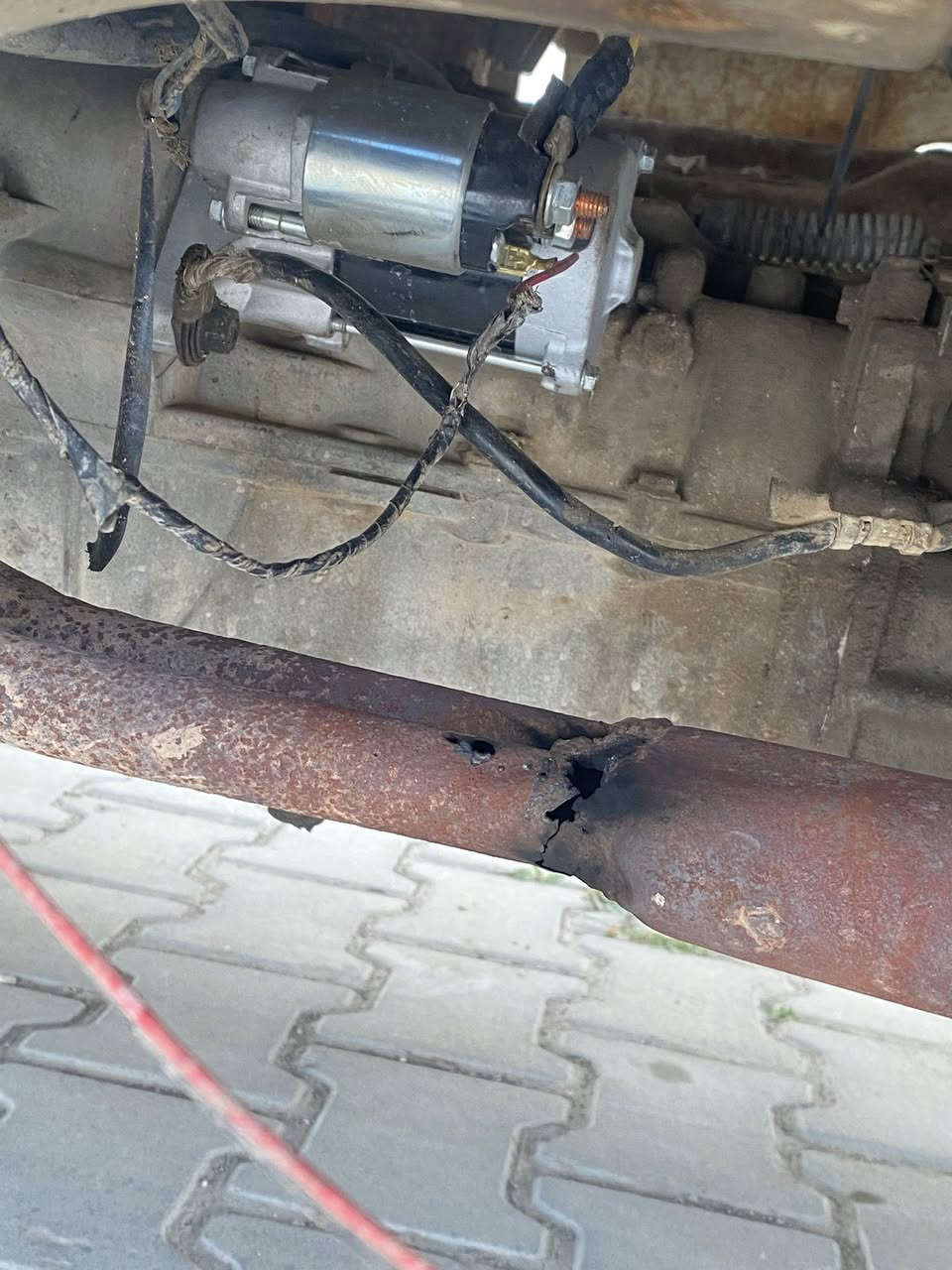 السلام عليكم كيا فاو 2006منفيست كركوك اصولي
نبدي بالنقوصات صالنصه كما موضح بالصوره مشروكه 
بك لايت واشاير ما يشتغلن 
الباقي محرك شرط كير شرط شاصي شرط اكسل شرط
سلف جديد كما موضح بالصوره 
تايرات 4جديده
باتري جديد
لايتات اماميه مع زينون جديده 
سماعات مع مسجل جديد
مرايات جانبيه جديده 
سعرها 15ورقه بيها مجال جدا قليل 
ملاحضه 13ورقه ما ابيع 13ورقه ما ابيع اقره زين فدوه رحتلك  
العنوان كركوك حي الواسطي قرب تكيه سيد عواد
***********:واتس اب
***********:اتصال
مو شراي رحمه لوالديك لا تعبني ولا تكسر بحلال العالم
